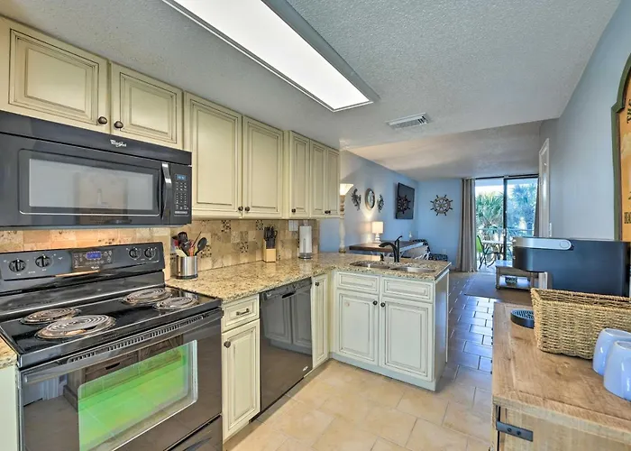 Holiday home Retreat W/ Private Access! Gulf Shores