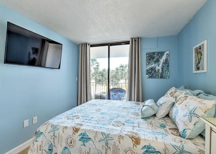 Holiday home Retreat W/ Private Access!